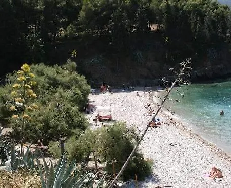 Holiday Burba Komiža