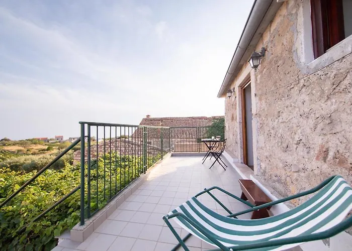 Holiday home Holiday Burba Komiza